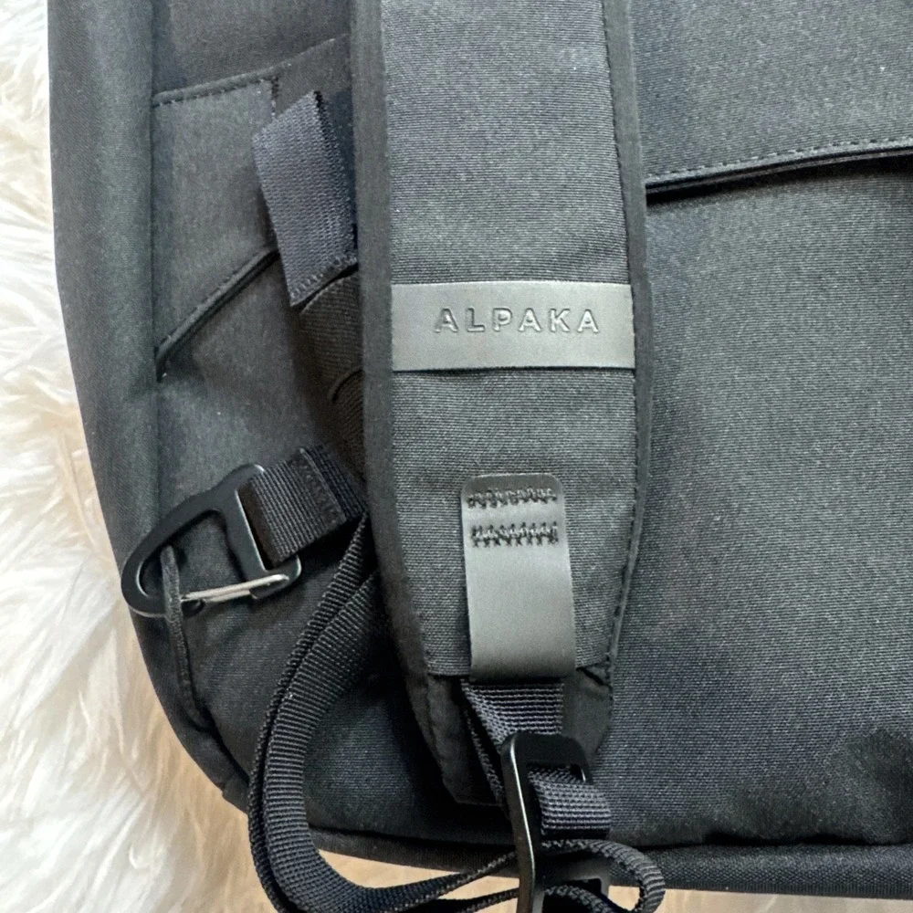 ALPAKA Bravo Backpack Tote Black 13L Technical Utility Pack Bag Elements New!